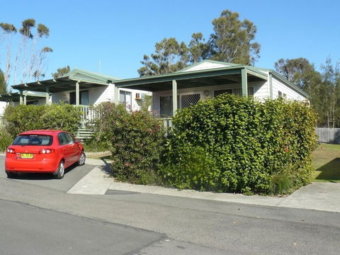 Diamond Beach Holiday Park - Travel Agents 2