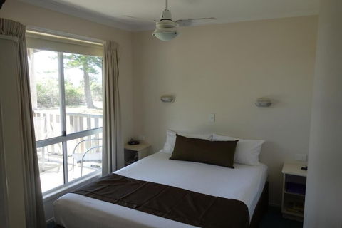 Diamond Beach Holiday Park - Travel Agents 6