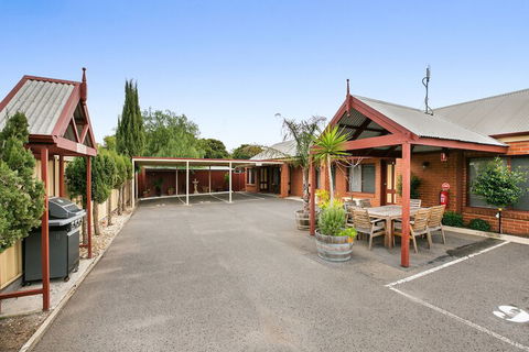 Bendigo Goldfields Motor Inn - Cruises Travel 4