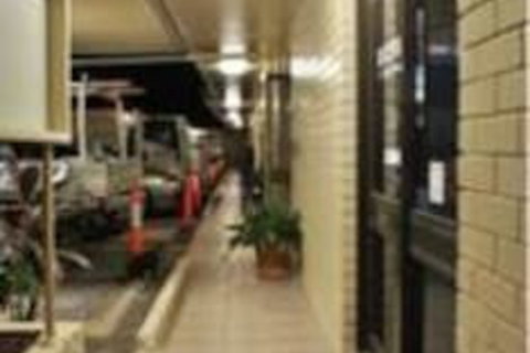 A & A Lodge Motel Emerald - Tourism Guide 1