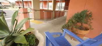 Forbes Victoria Inn - Travel Agents 2