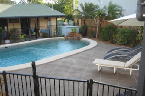 Palm Court Hervey Bay - Travel Agents 2