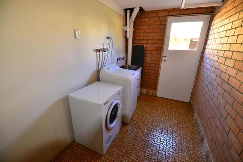 City Centre Apartments - Travel Agents 5