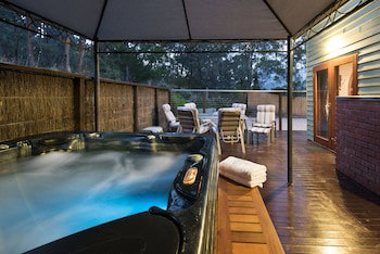 Abbott's Rest - Travel Agents 0