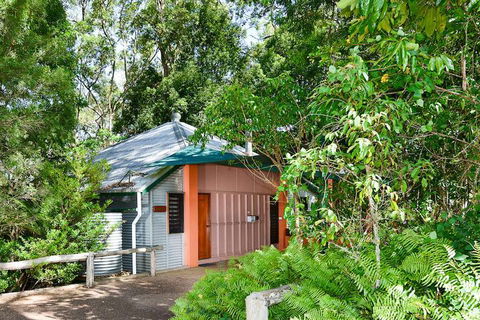 Bushland Cottages And Lodge - Travel Search 1