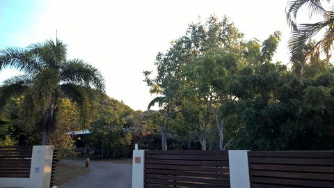 Magnetic Island Bed And Breakfast - Travel Search 0