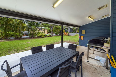 Safety Beach Ocean Bungalows - Travel Search 2