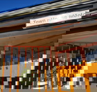 Town House Motor Inn - Travel Search