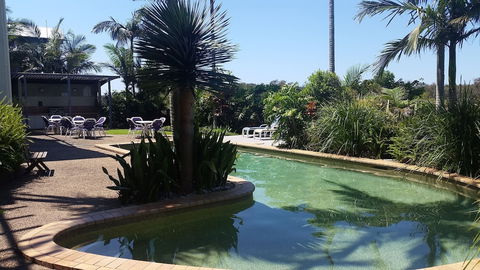 Sunrise Cove Holiday Apartments - Tourism Guide 1