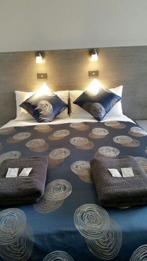 Colac Central Hotel-Motel - Travel Agents 0