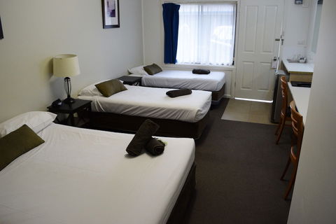 Rosebud Motel - Tourism Guide 5