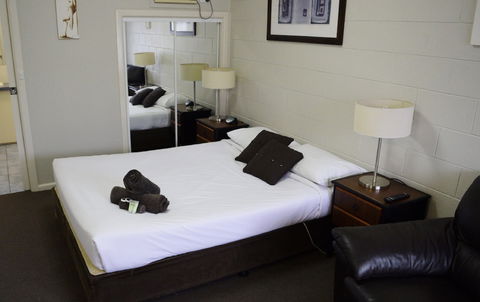 Rosebud Motel - Tourism Guide 0