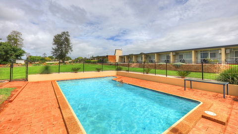 Atherton Motel - Travel Search 5
