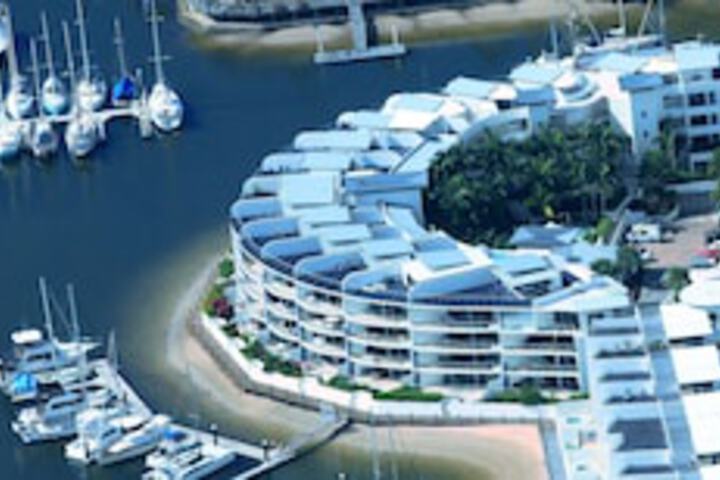 Minyama QLD Travel Search
