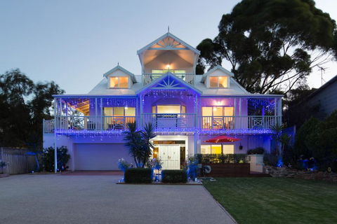 Silver Waters Bed & Breakfast - Travel Agents 4