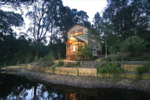 Eagle Hammer Cottages - Tourism Guide 0