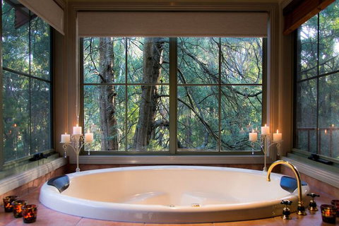 Eagle Hammer Cottages - Tourism Guide 2