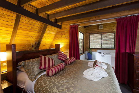 The Mouses House Rainforest Retreat - Tourism Guide 3