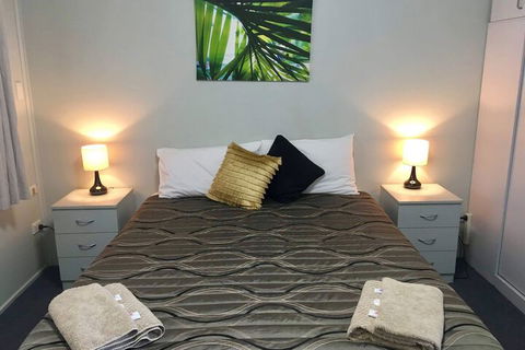 Hatton Vale Motel - Travel Search 4