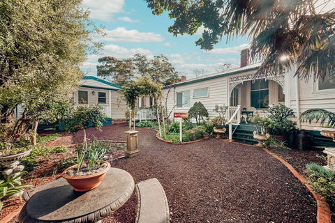 Genesta House B&B - Travel Agents 2