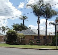 Town  Country Motor Inn