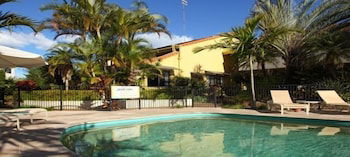 Peregian Court Resort - Travel Search 1