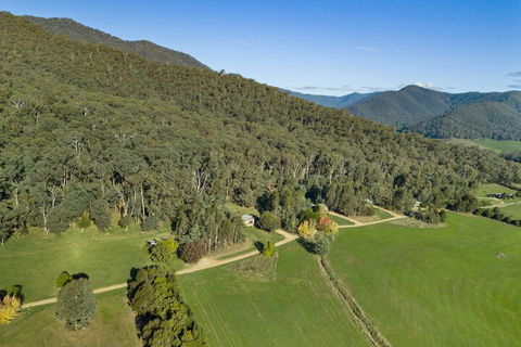The Buckland Studio Retreat - Travel Search 5