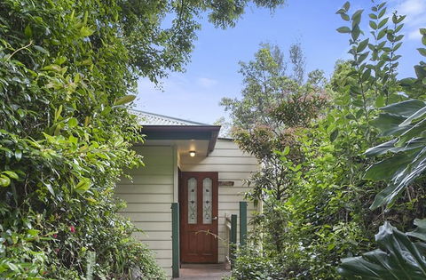 Lillypilly's Cottages & Day Spa - Travel Search 2