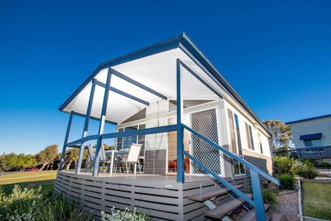 Reflections Holiday Parks Bonny Hills - Travel Agents 1