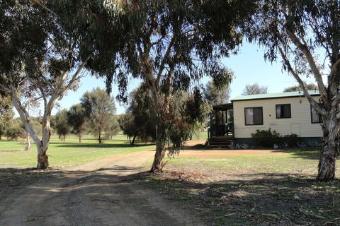 Kangaroo Island Cabins - Tourism Guide 7