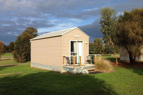 Kangaroo Island Cabins - Tourism Guide 2
