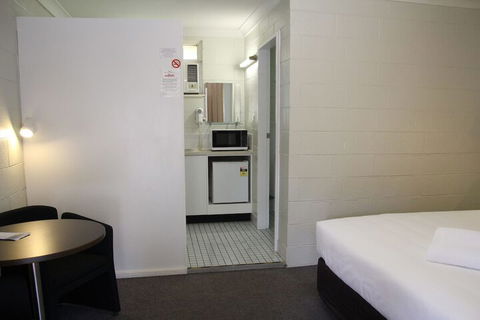 Central Coast Motel - Tourism Guide 6