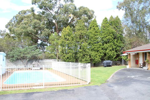 Central Coast Motel - Tourism Guide 2