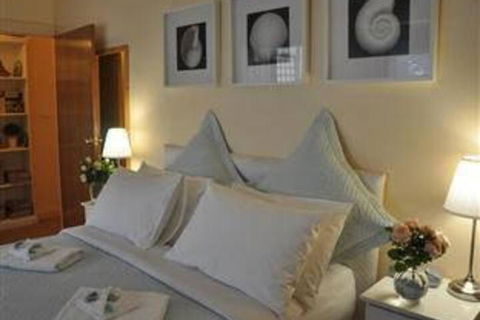 Middleton Cottage - Travel Agents 4