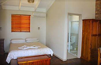 Dunsborough Cottages - Tourism Guide 0