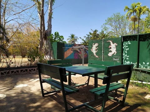 Palm Court Budget Motel Hostel/Backpackers - Travel Search 3