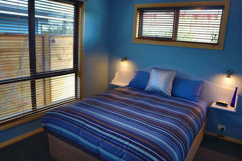 Strahan Bungalows - Travel Search 6