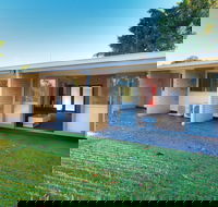 Brook Hotel