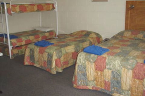 Island Motel Kingscote - Tourism Guide 5