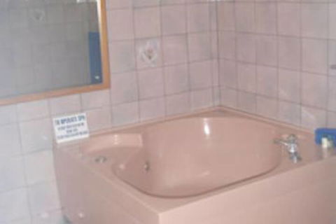 Island Motel Kingscote - Tourism Guide 3