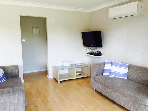 Emerald Apartment - Travel Search 0