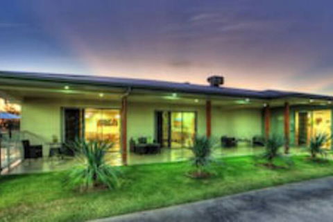 Chinchilla Motor Inn - Travel Search 0