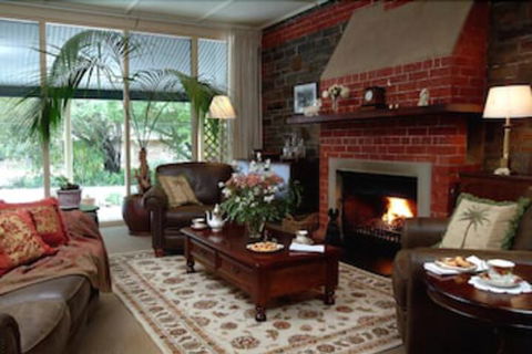 The Lodge Country House - Travel Search 3