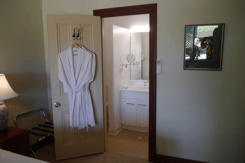 The Lodge Country House - Travel Search 6