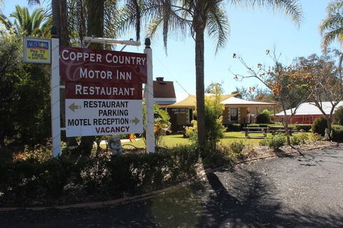 Copper Country Motor Inn & Restaurant - Travel Search 0