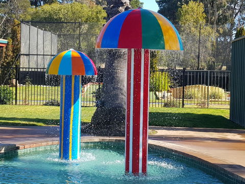 Barooga Country Inn Motel - Tourism Guide 6