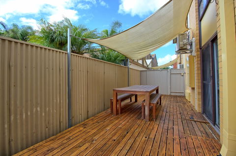 Bayswaterfront Apartments - Cruises Travel 5