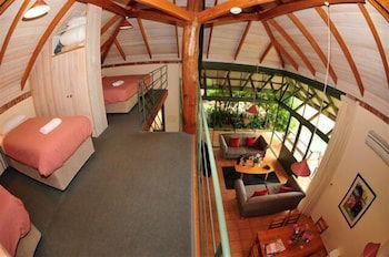 Waterfall Cottages - Cruises Travel 4