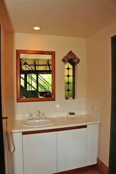 Waterfall Cottages - Cruises Travel 5