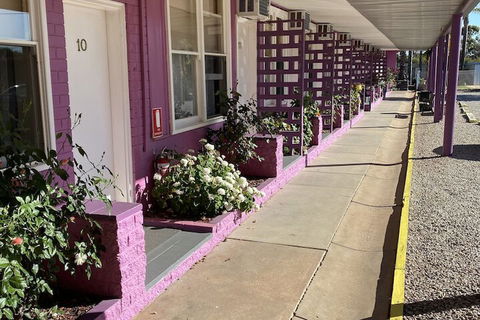 Paddle Steamer Motel - Tourism Guide 4
